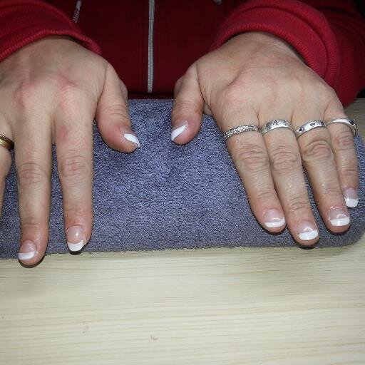 Nagelstudio, Rotterdam, Maniq, Manicure, maken van sieraden en verkoop, Lomassi, Spa Ritual, Young Nails, Konad