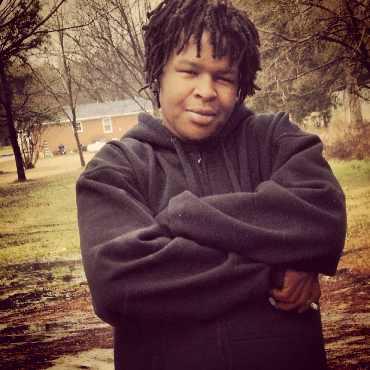 Single.. Stacking money. Taking care of me & mine. Nothing else matters..