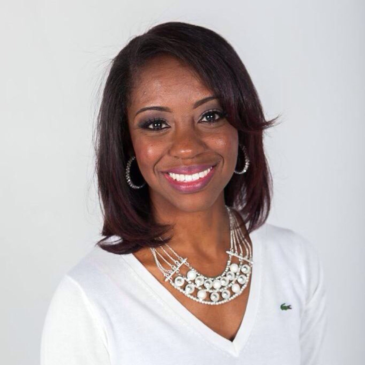 always striving to please God, so in love with my husband, proud mother of 3, enjoy teaching children with speacial needs, anointed #friendofGod#addictedsweets