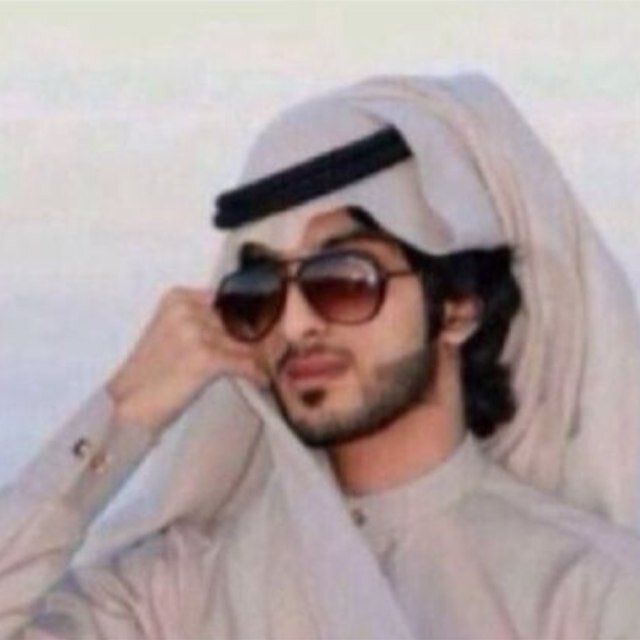 أسعى للرقي ديناً و خُلقاً و فكراً - فقيرٌ إلى الخالق و غني عن خلقهه - كل مايعكس وجهة نظري تجدونه في مفضلتي | ارى روؤسا قد أينعت وحان وقت قطافها