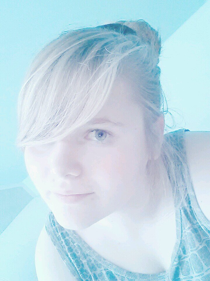 Melissa2802's profile picture. Hello :) My name is Melissa I'm proud Directioner and Mixer *-* Follow me, I Follow back 100% really