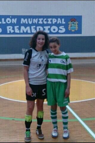Orgullosa de jugar en el mejor equipo cidade das burgas
