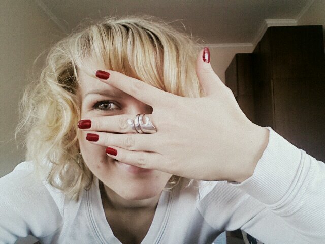 katerina2701200's profile picture. 