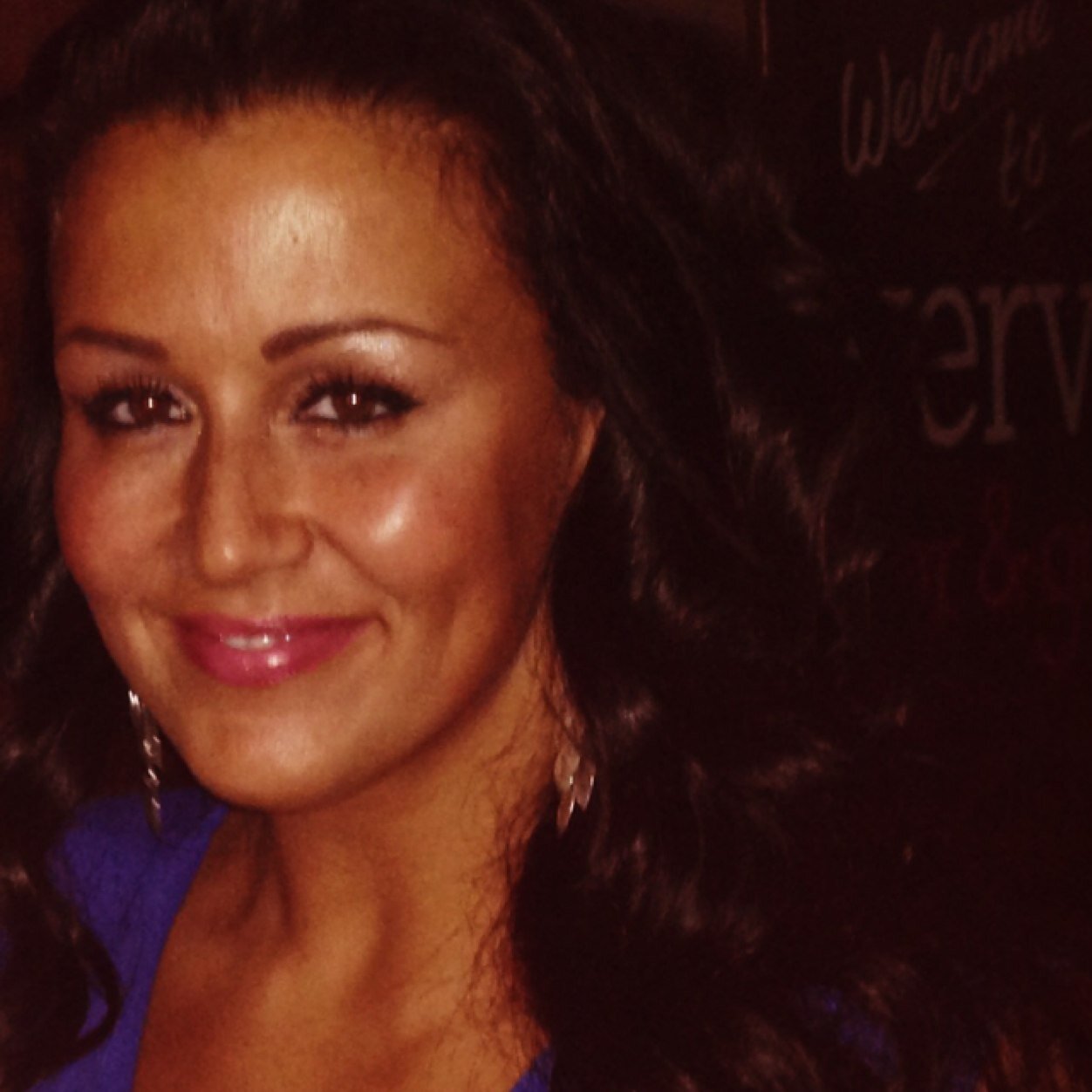 Mobile Beauty Therapist covering NW London. I do all treatments from manicures, gels, pedicures, tanning, facials, massage, pamper parties.