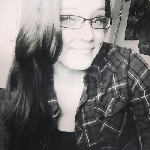 16 / loves to sing / likes to draw / music is a huge part of me / likes to fuck shit up.