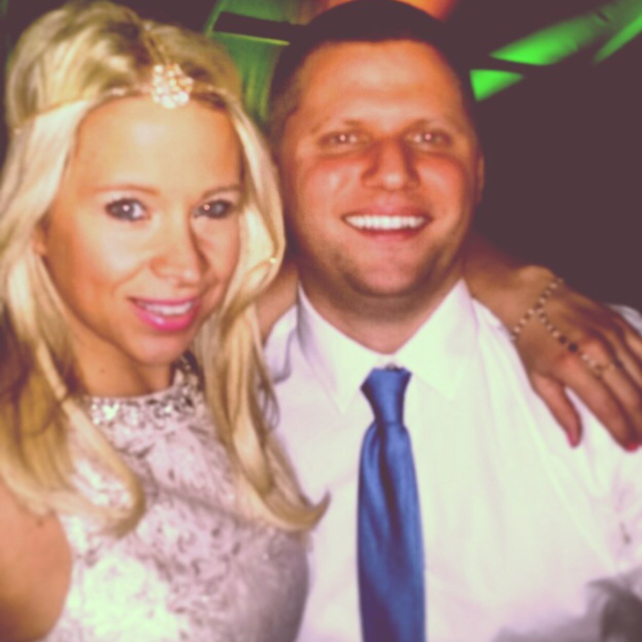 JordanMalo's profile picture. [fashion marketing major]
[animal lover]
[bartender at local pub]
[avid camper]
[shopping-addict]
[nails&neons]
[Summer lover]