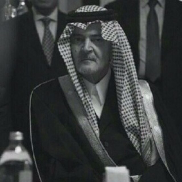 (ونحن اآقرب إليهـه من حبل الووريد)