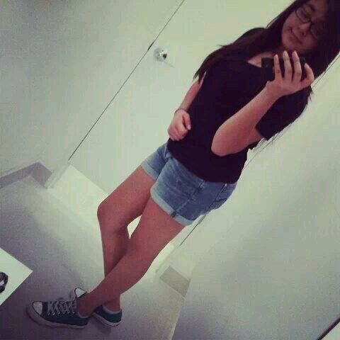 I hate people who lie to themselves-.-