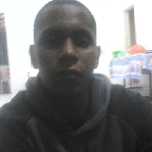 carinhoso,um pouco timido