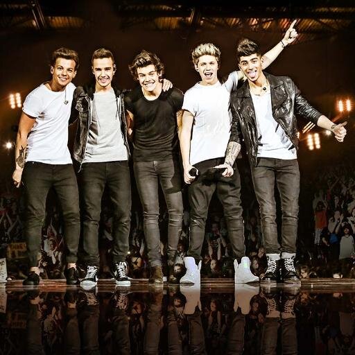 The official twitter page for One Direction - Where We Are Tour! Supported and updated by Syco Music & Modest.