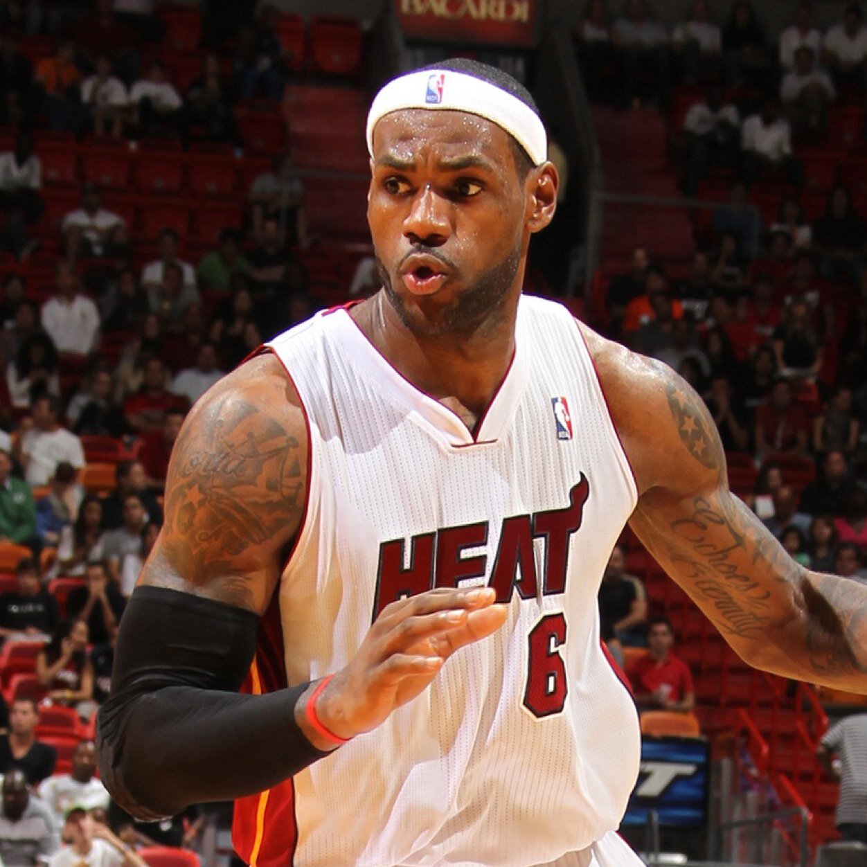 JamesLebronu's profile picture. 