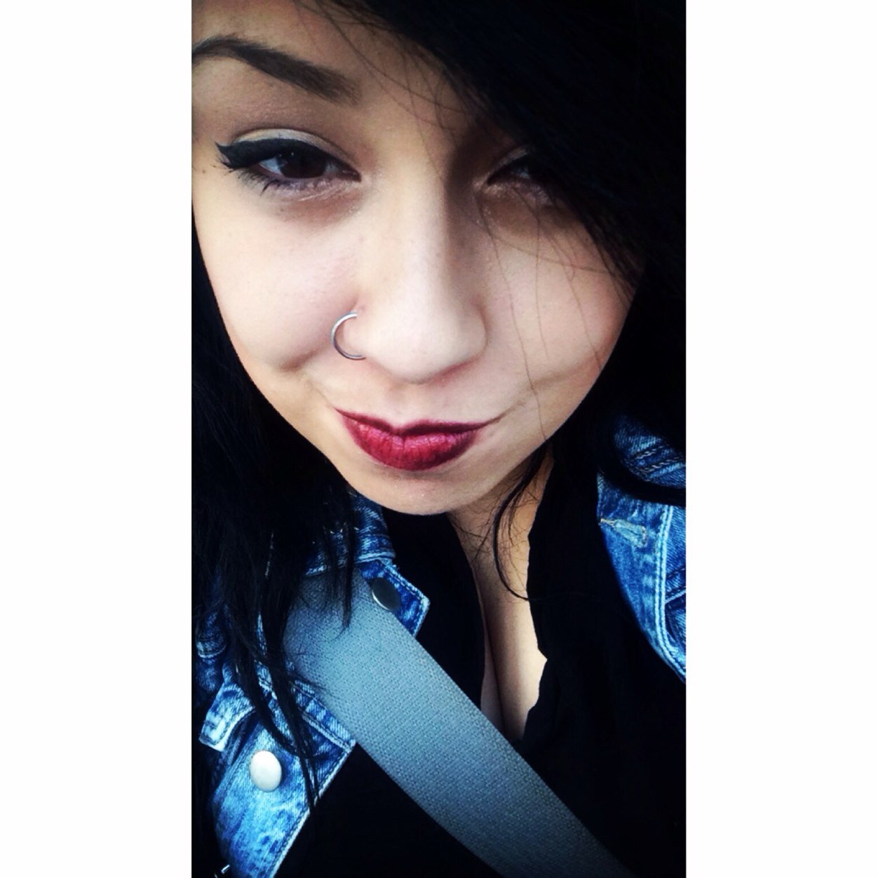 ggimpiee's profile picture. In order to understand, I destroyed myself.