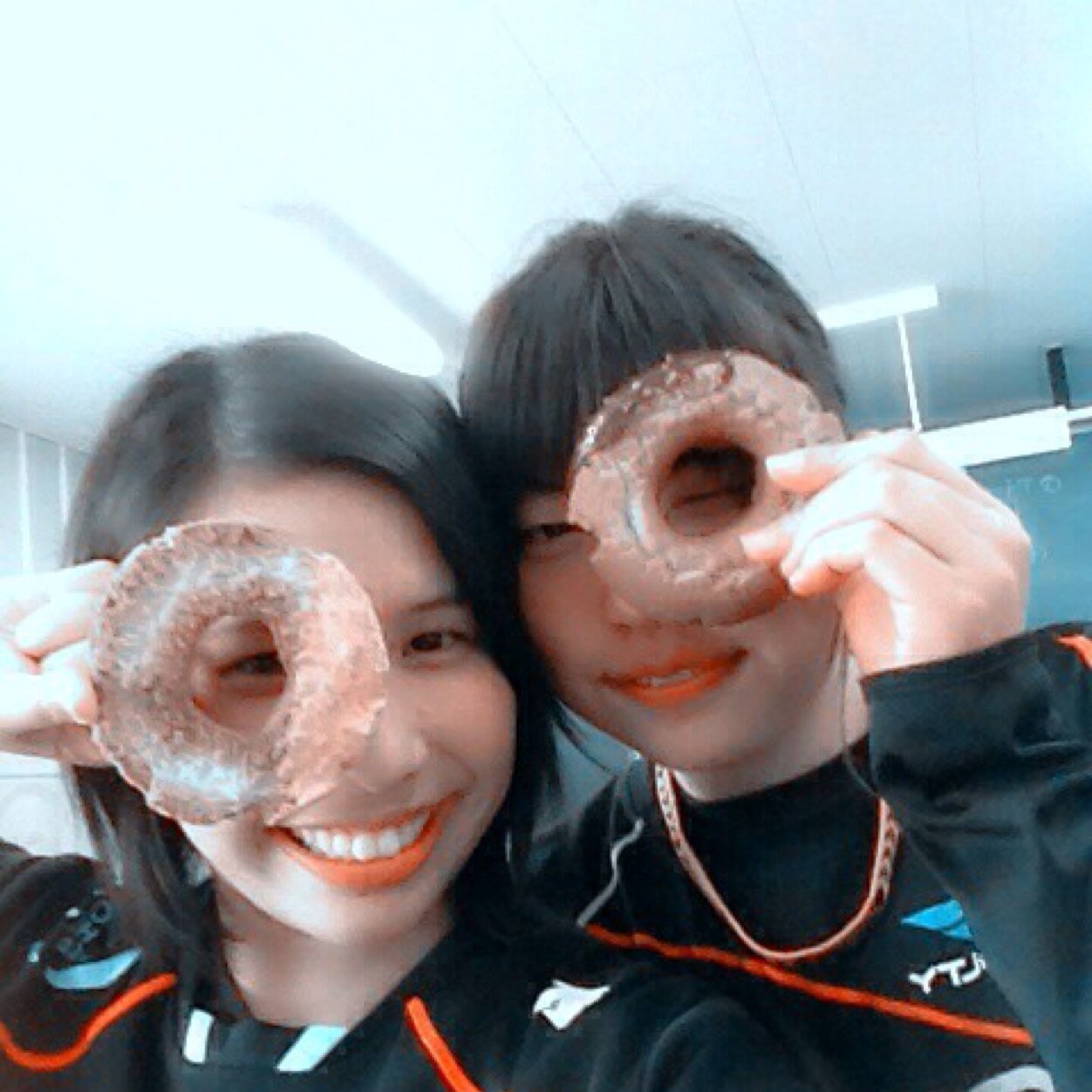 岡田 舞 M6ci Twitter