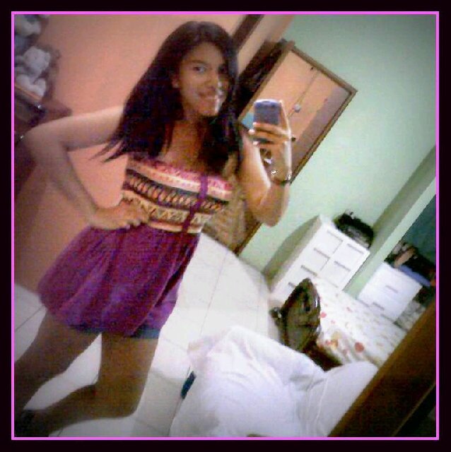 maestra en cosmetologia,ariana.,soy amante a los chocolates*-*, la playa , el cine y amo la musika♪