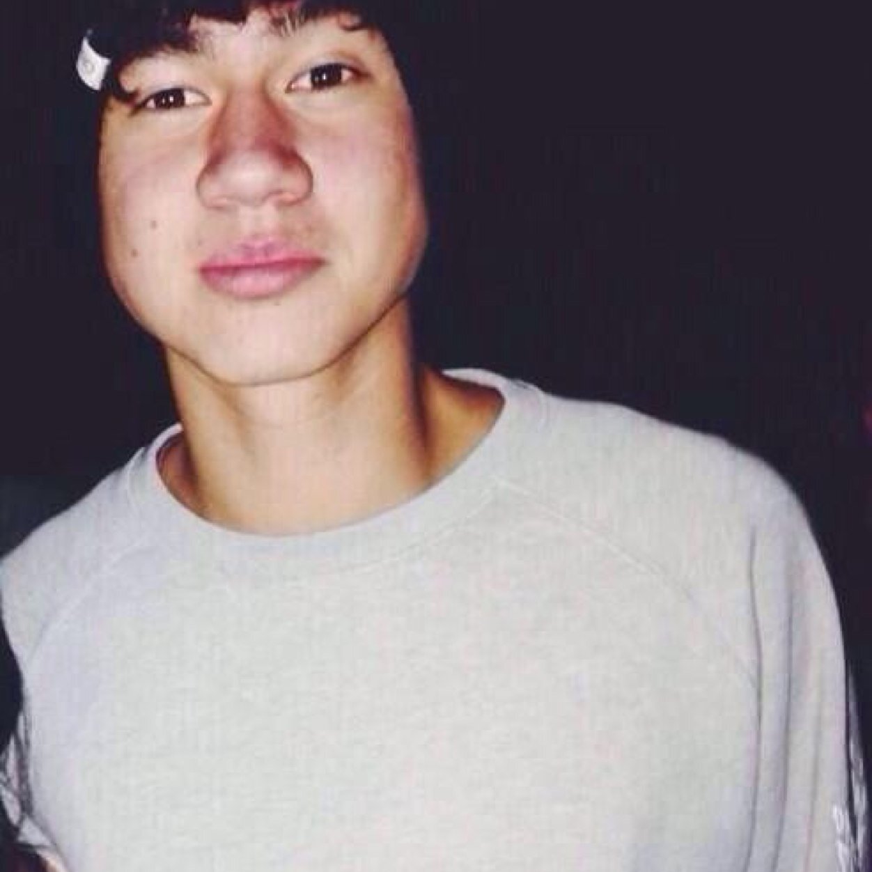 follow @twerkitmashton ily