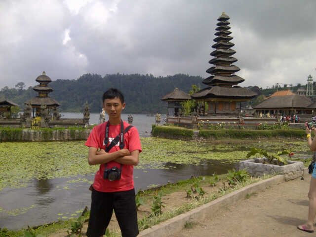 Pin:2AF95E09