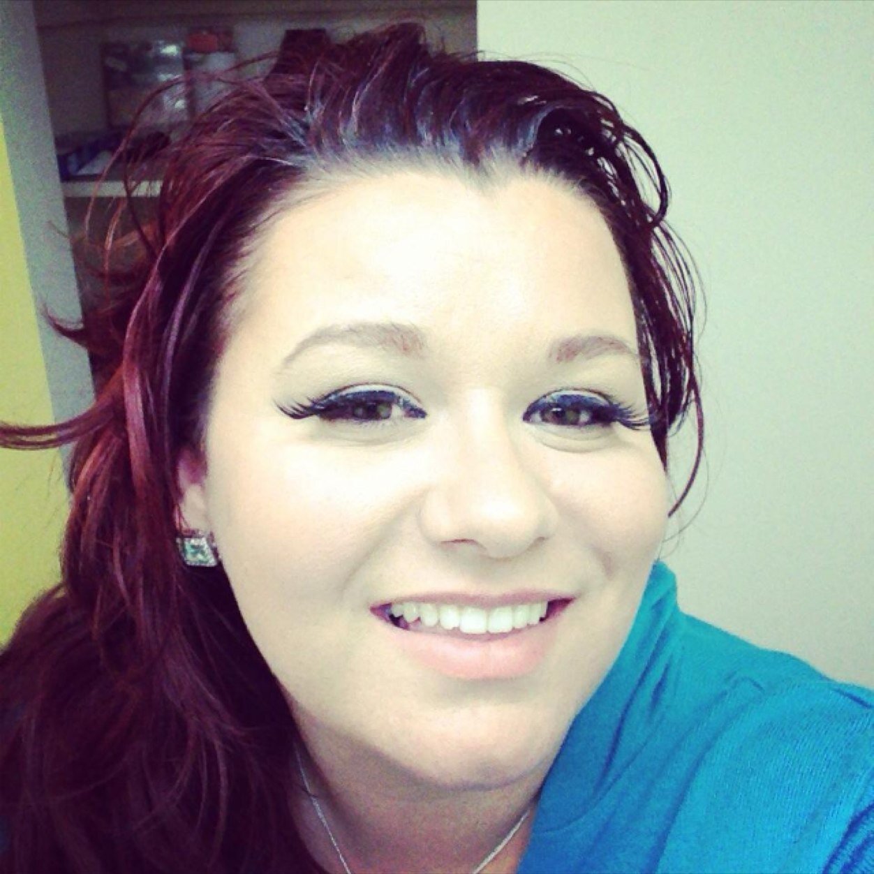 Lover of God, thankful to Jesus, devoted wife, prayerful mother. Real Estate professional w/Keller Williams,Freelance MUA