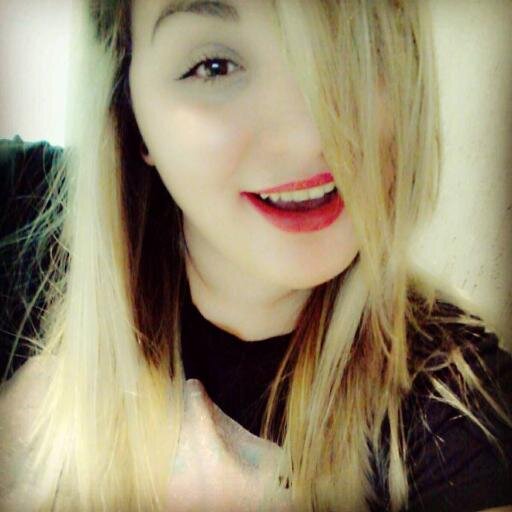 Não quero mais ser feliz. Nem triste. Nem nada. Eu quis muito mandar na vida. Agora, nem chego a ser mandada por ela.