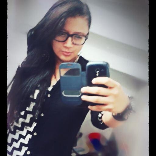 kamii_Vanne's profile picture. Aveces no me se explicar, pero me hago entender.Chica Normal.Unas veces niña, otras dama.Siempre Señorita De Casa 
¡RECUERDA! Don't worry be happy.