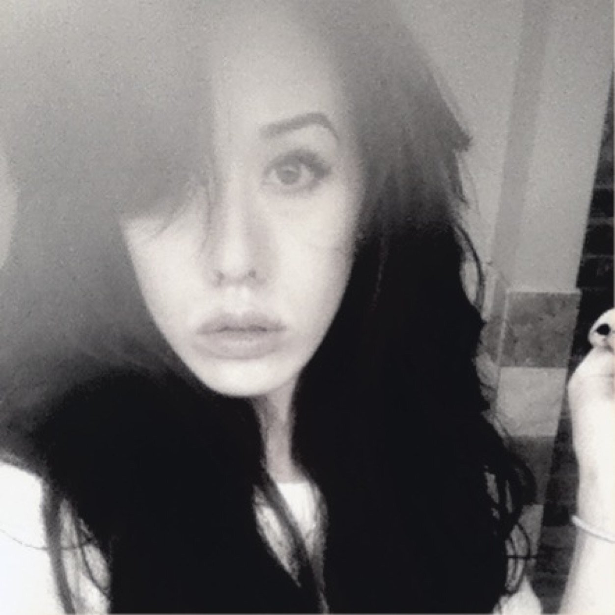 she/her | songslinger (@itsflorea) | writer & moonshiner | instagram @ ablackbird