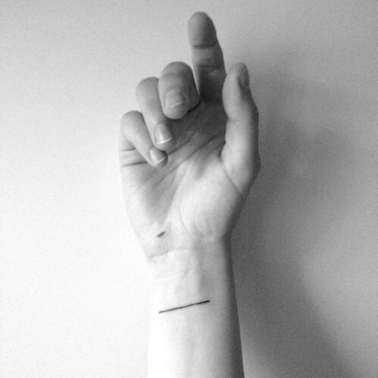 3 months clean. 
You're beautiful, don't forget that.
If you ever need someone, my messages are open to you. I love you. Stay strong, you are a fighter. ❤️