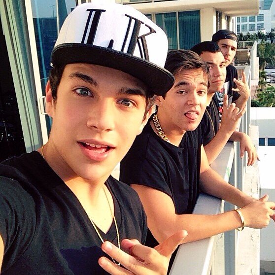 Don't leave without a follow if ur name is @AustinMahone