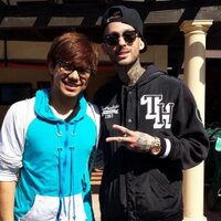 Alec (@alec_denvy) 's Twitter Profile