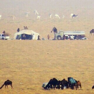 ‏‏أتشرف بمتابعة الجميع لي و أتشرف بمتابعتي لهم..     * مكة المكرمةة *