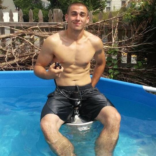 slangford232's profile picture. Gamecock for life!! #USC #FuckClemson