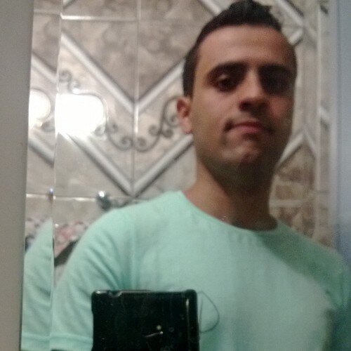 Instagram: leandrolui07 whats 91720571 segue que seguo de volta me add no swarm e foursquare: leandro luiz