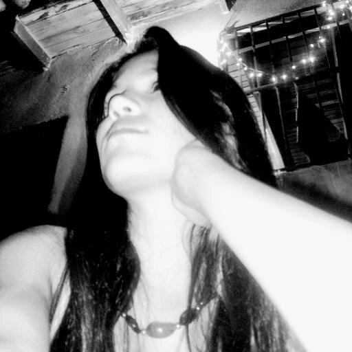 AnaBrk's profile picture. 