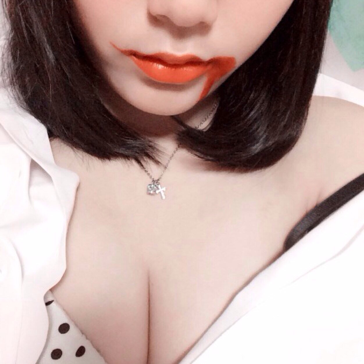 ひとりぼっちはさみしいよ。誰か私を拾ってください。ちょっぴりえっちなアカウント❤︎