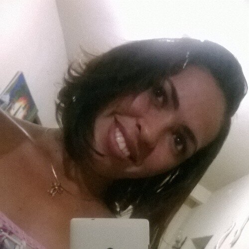 A vida é tão curta...que quando olhamos perdemos as pessoas que mais amamos sem ao menos dizer : Eu Te Amo