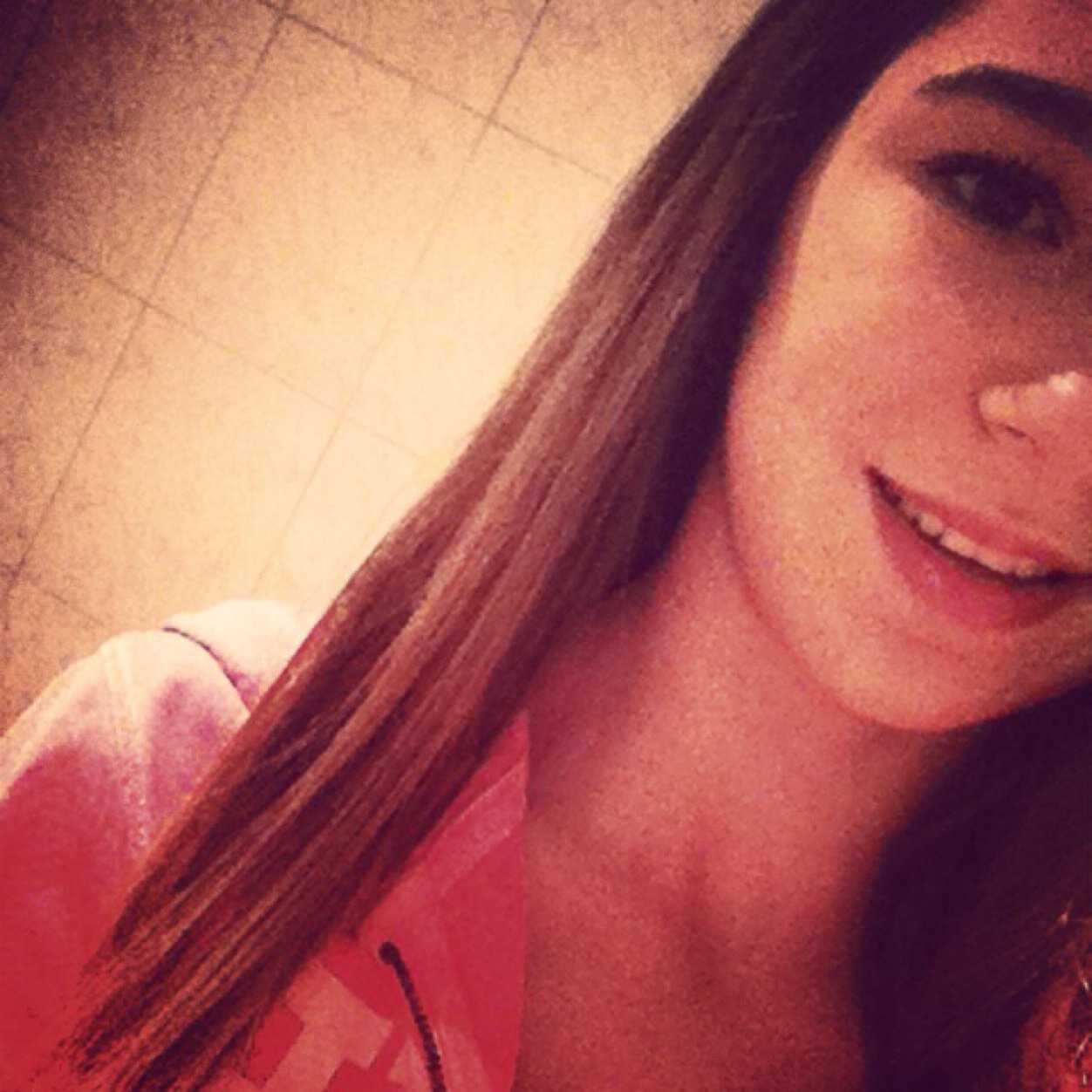 2ee acountt; @charissaa99