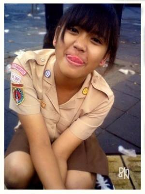 kenalin aku Bela :)
