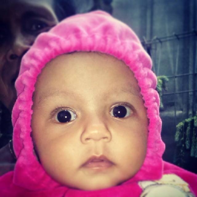 Pelangi Nauli Gantari Oceane aka. Kakak
Gwen Pelita Dirgantara Oceane aka. Adek