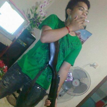 I never walk alone II because if you walk alone much crime on the street ////\\\\\\\\' #love my father and mother who always supported and advised me