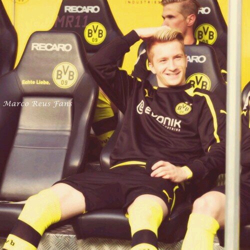 Reus Fans   Borussia Dortmund *-* Football.  _C'mon Borussia_