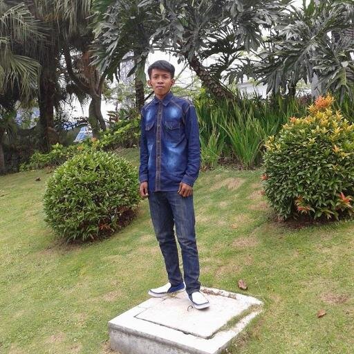 28/01/1995 ,Brow add FB gw ya : qodrikoto@yahoo.co.id ,just mention !!  CALL ME 085276305469 !!
my from : medan sumatra utara