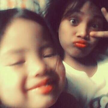 im bhevs :)  simple .. en love ang - NASHLENE 3  :)