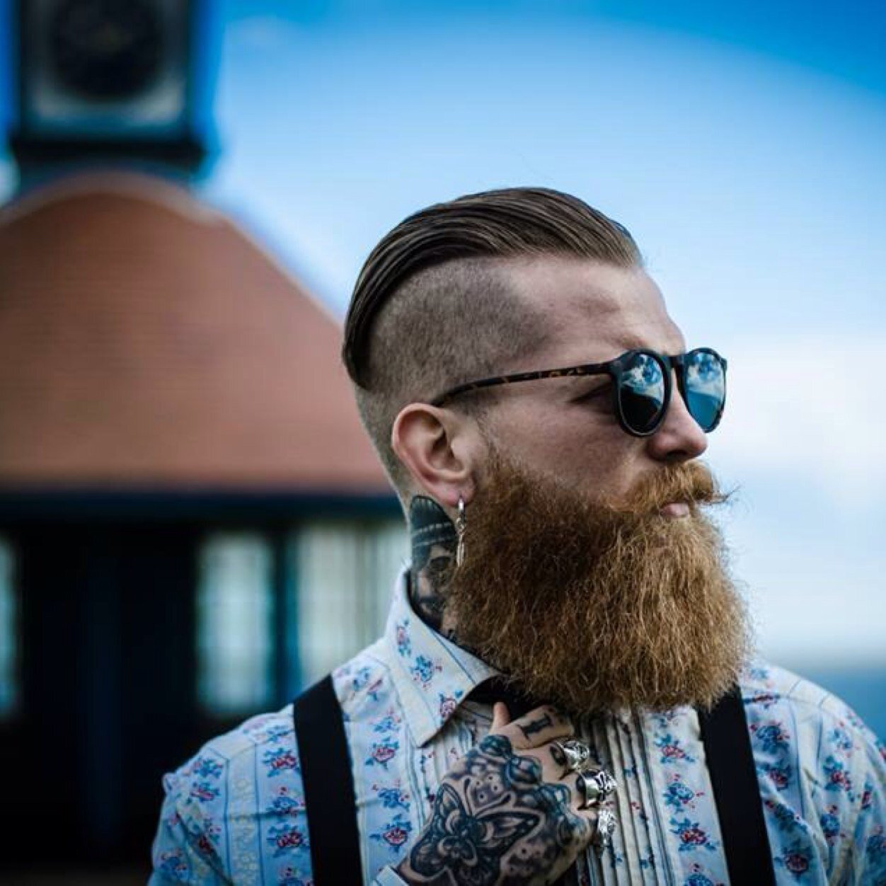 Bearded , tattooed , barber and alternative model . Life's what you make it be the best fuck the rest
