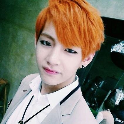 Super Stalker ! Getting married with Taehyung :D