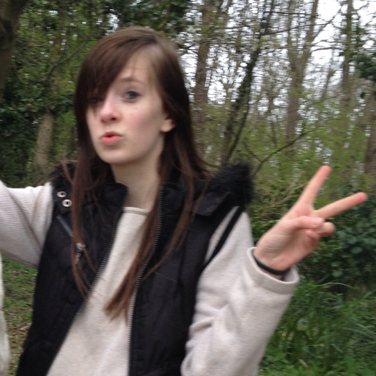 Just a youtuber with quirky intrests and the craziest mind xx