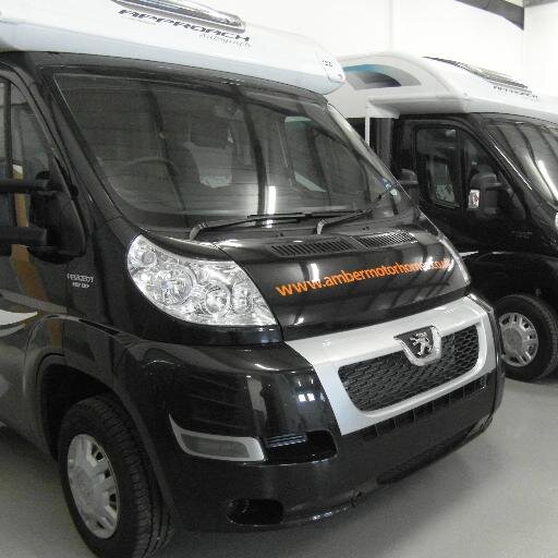 Luxury Motorhome hire, based at London Luton Airport and offering transfers from Heathrow, Gatwick, Stansted and London Hotels