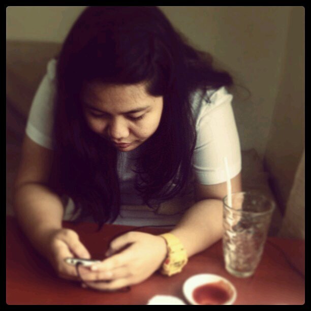 crispinaparaiso's profile picture. Happy Go Lucky.