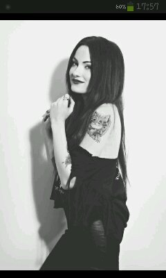 painfulljpg's profile picture. 14 y/o * love Miley * self harm * hate my life   please, let me be skinny and beautiful !        Depressed girl from the Netherlands