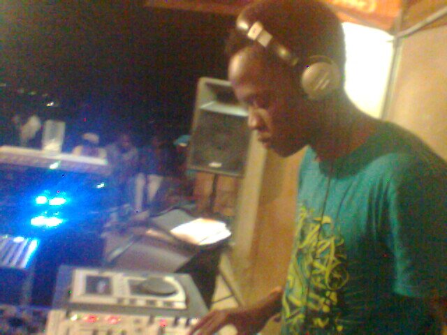 ChovyDeep_DJ's profile picture. I'm Guest Mix,Guest Dj|Radio Presents
  Booking:Chovydeep@gmail.com