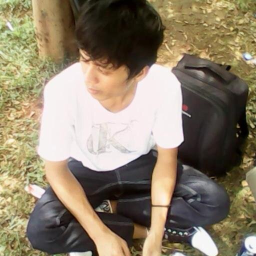 bahagia sudah pasti sukses