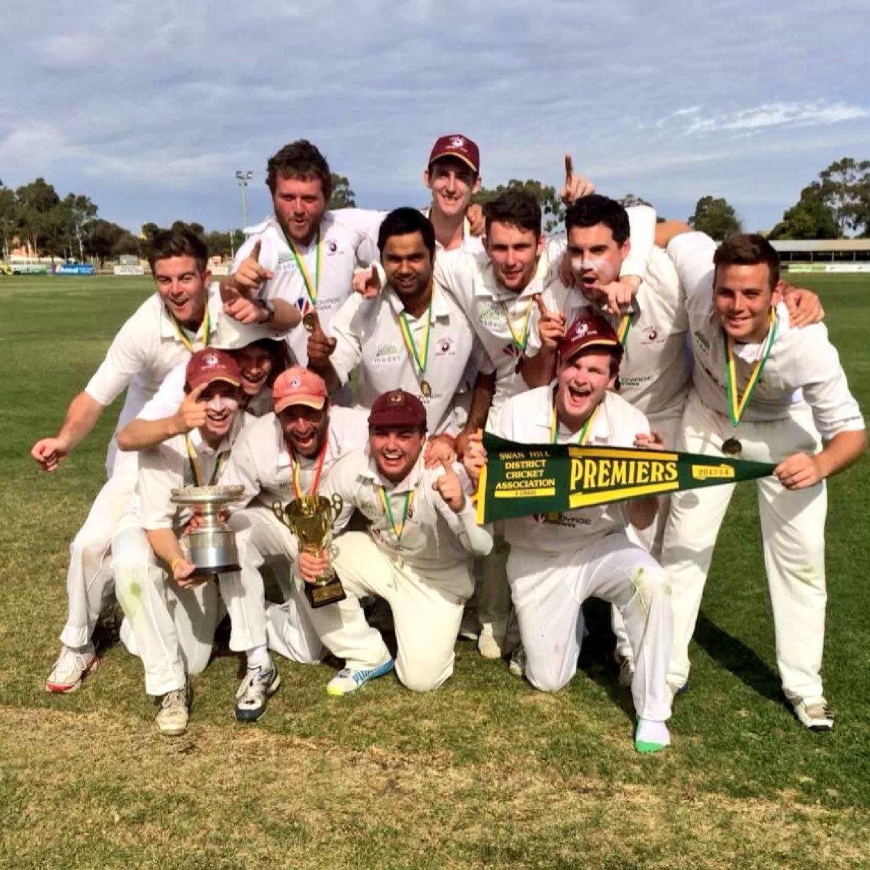 SwanHillCC's profile picture. 2013/14 A GRADE ONE DAY & TWO DAY PREMIERS: Offical Twitter of Swan Hill Cricket Club. Keep updated with scores, news and achievements.