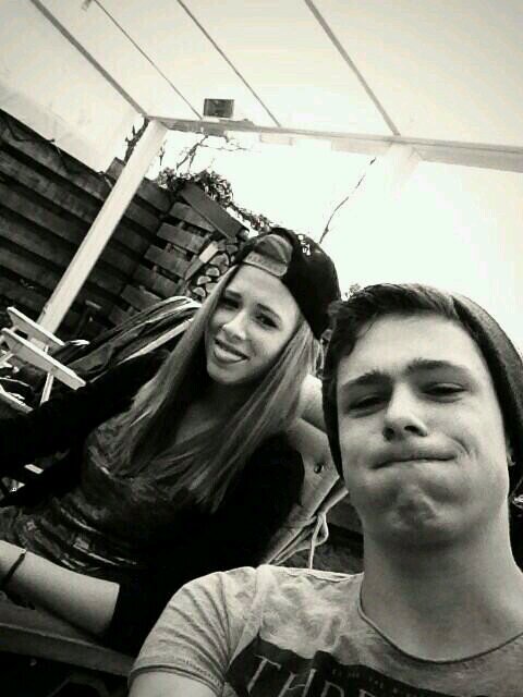 helloww